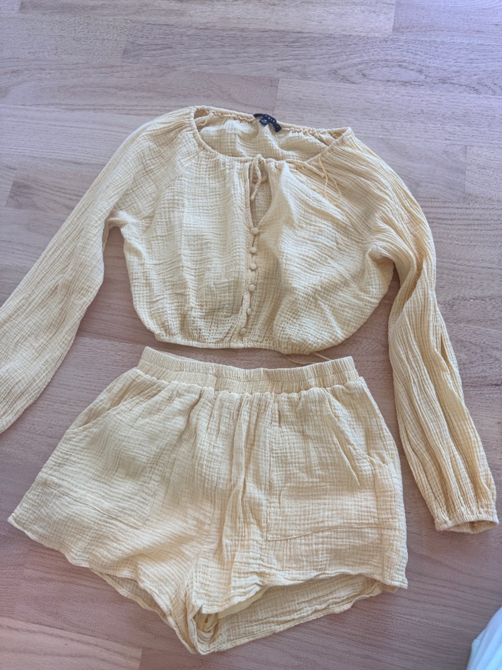 Yellow Vici Collection Set (Shorts and crop top)